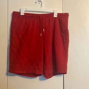 This is from forever 21 shorts it’s a X large